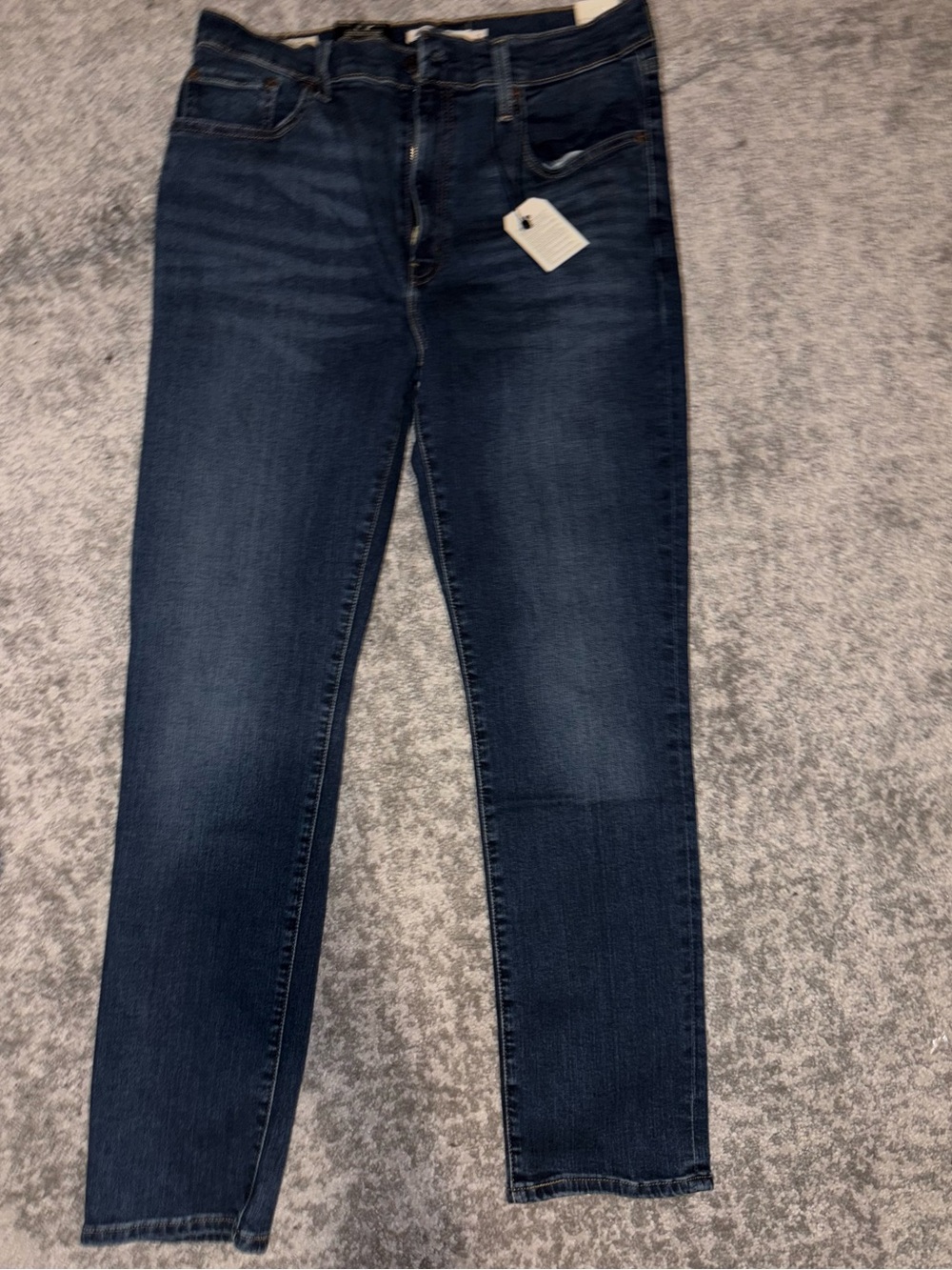 Levi's 724 high rise Slim straight women's Jeans 32 x 30 NWT